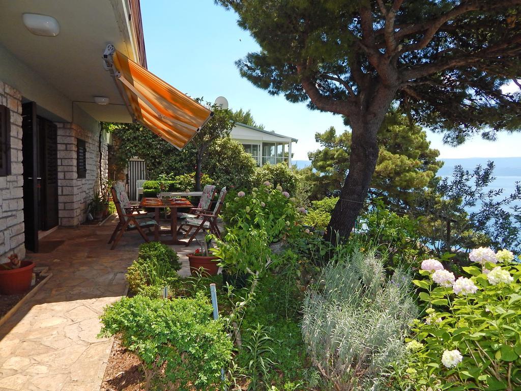אומיס Villa Maristika חדר תמונה