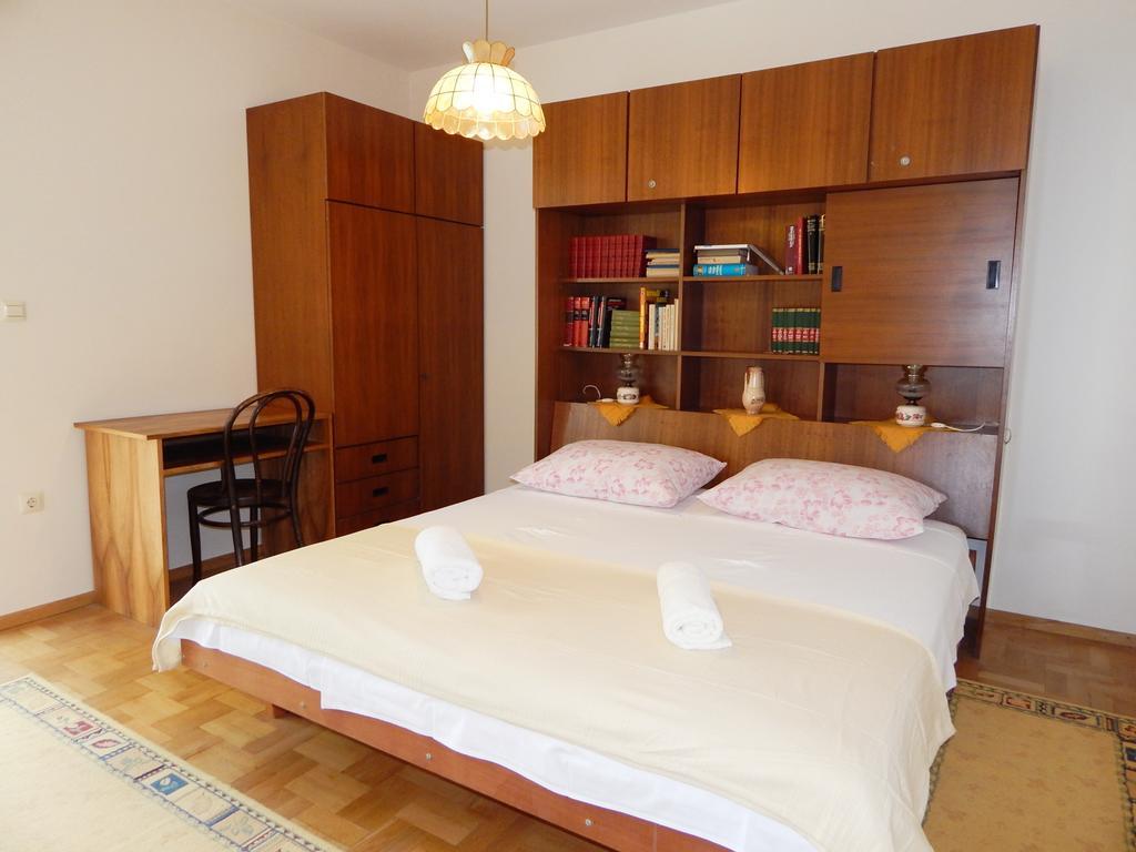 אומיס Villa Maristika חדר תמונה